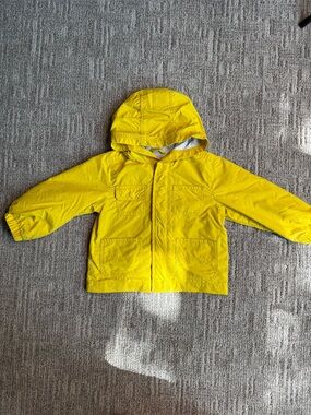 Old Navy Unisex Water-Resistant Utility Pocket Raincoat with Hood